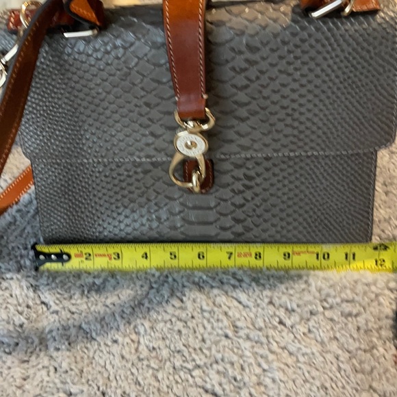 Dooney & Bourke purse and matching wallet - Picture 12 of 13